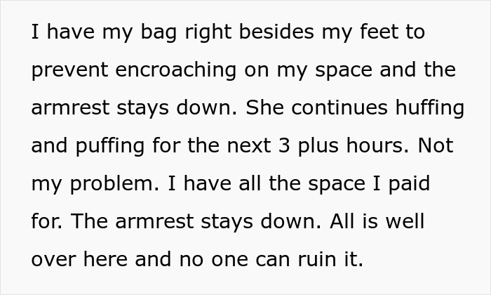 Obese Woman Tries To Force Passenger To Raise Their Armrest, Flight Attendant Has To Get Involved