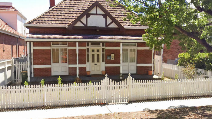 Couple Accused Of Squatting In Abandoned Million-Dollar House And Renovating It Sparks Debate
