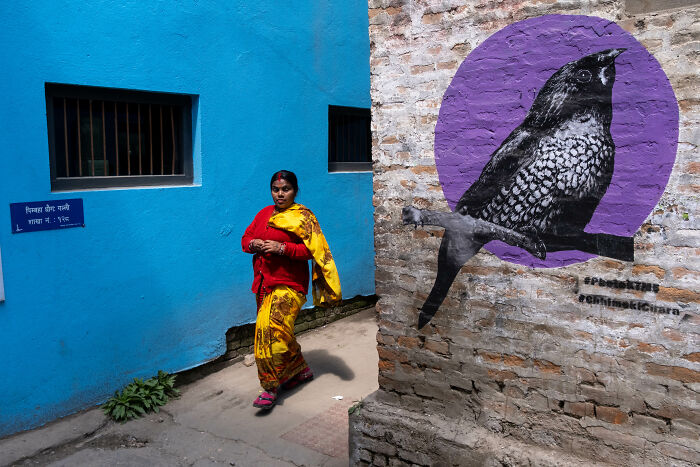 This Street Photographer Shows How ‘Nothing Newsworthy’ Can Be Truly Beautiful (31 Pics)
