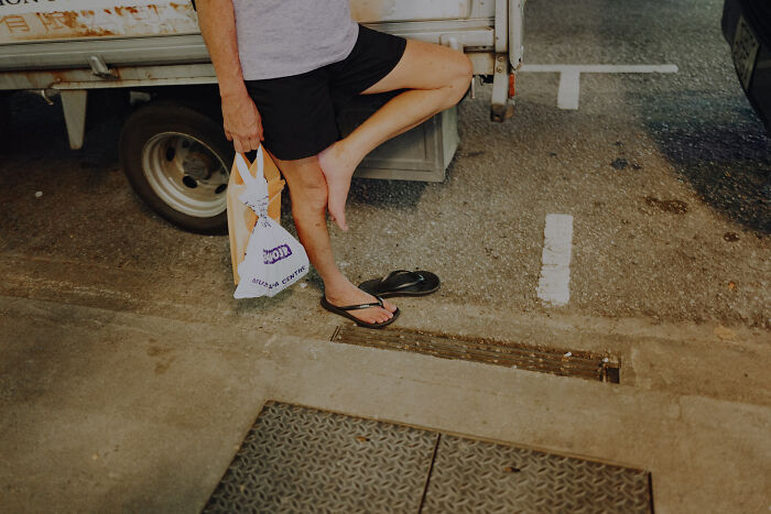 This Photographer Captures The Abstract Poetry Hidden In Reality (48 Pics)