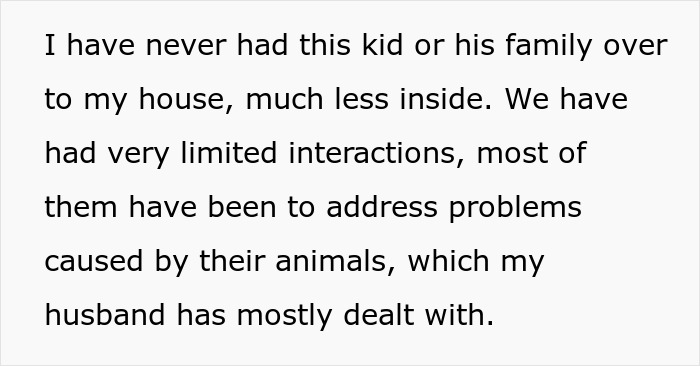 Kid Wants To Play With Neighbor’s Dogs So Much He Crawls Through The Dog Door, The Owner Is Horrified
