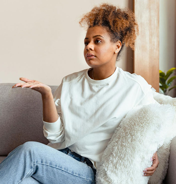 Couple Agrees To Host Old Friend, Regrets It After Wild Requests Start Flowing In