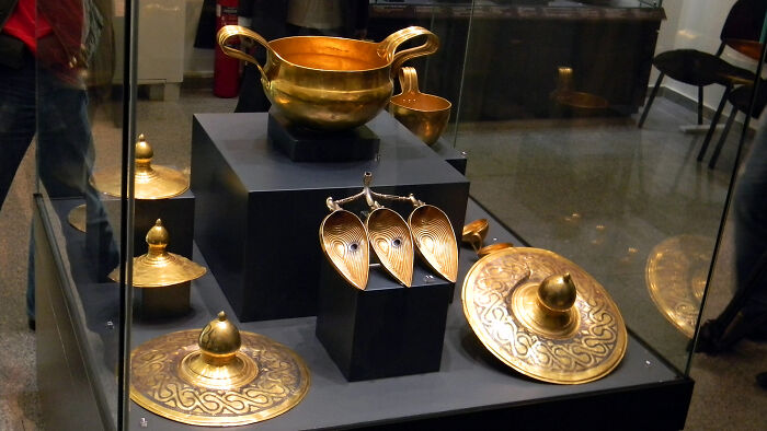 59 Of The World’s Greatest Mysteries That Remain Unsolved To This Day