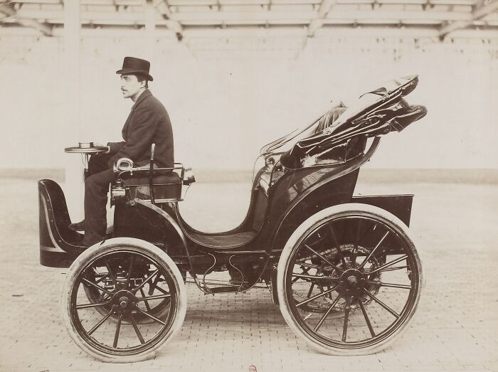 50 Photos That Show How Wild The First Cars Really Were 100 Years Ago