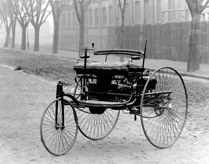 50 Photos That Show How Wild The First Cars Really Were 100 Years Ago