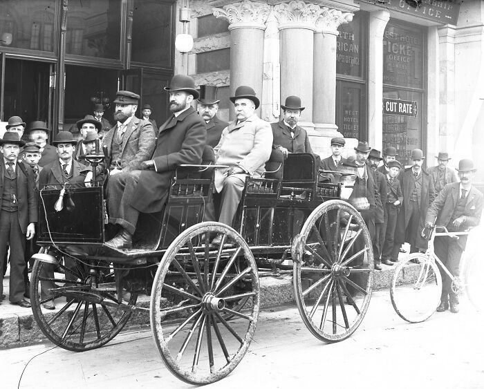 50 Photos That Show How Wild The First Cars Really Were 100 Years Ago