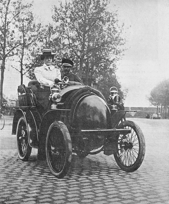 50 Photos That Show How Wild The First Cars Really Were 100 Years Ago