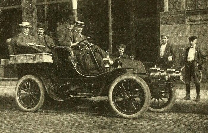 50 Photos That Show How Wild The First Cars Really Were 100 Years Ago