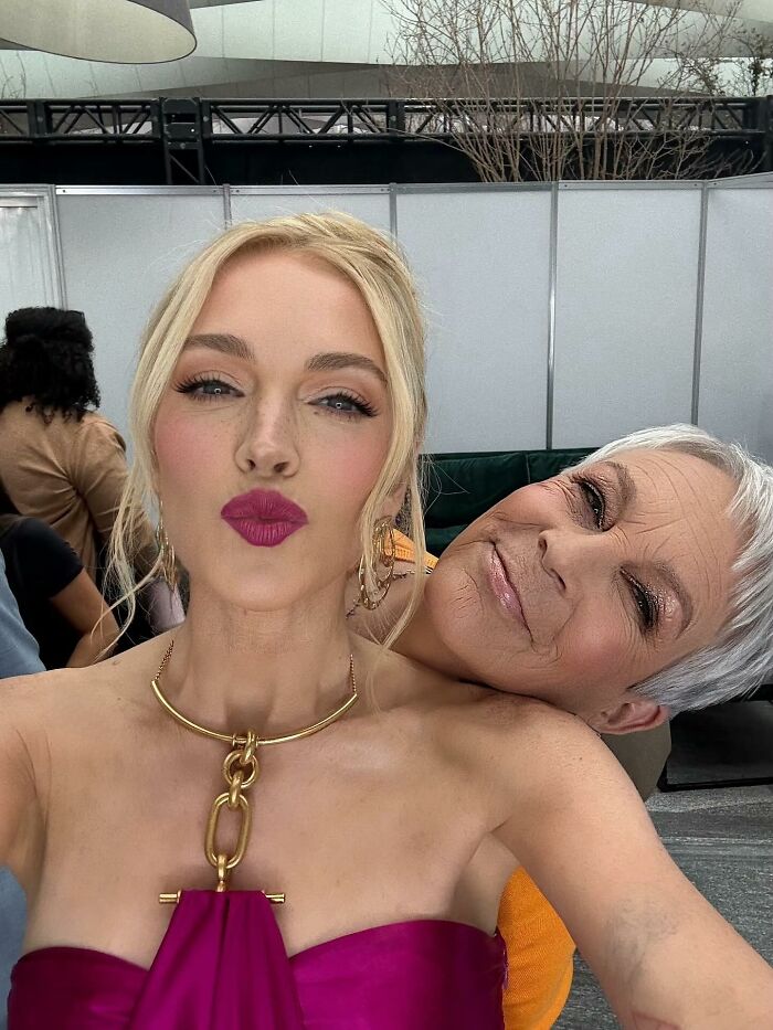 After Responding To Plastic Surgery Rumors, Lindsay Lohan Stuns Fans With New Makeup-Free Selfies