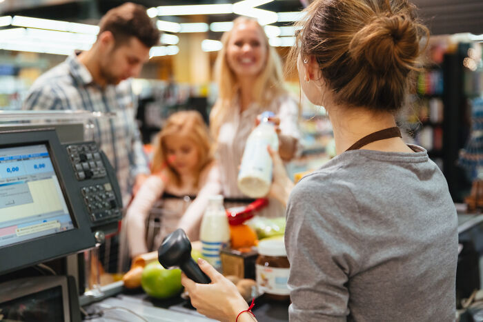 &#8220;Picking The Wrong Line At The Grocery Store&#8221;: 32 Folks Online Open Up About Their &#8220;Superpowers”