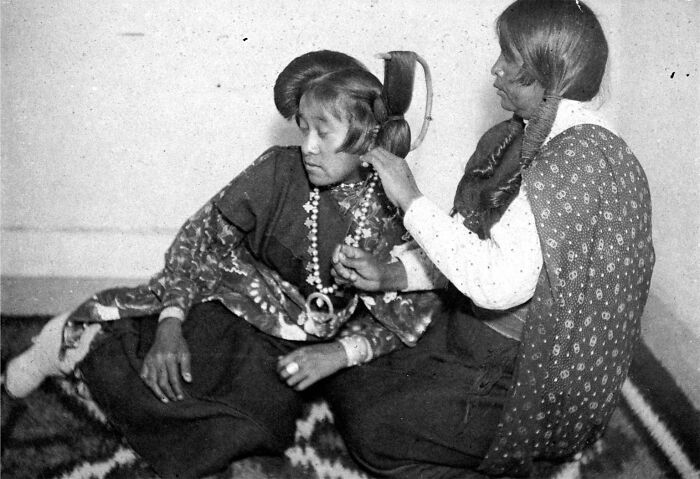 30 Haunting Photos From Native American Boarding Schools In The 1910s