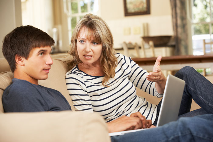 A Young Man Wanted To Keep His Late Father’s Surname, Even When His Mom Told Him To Change It