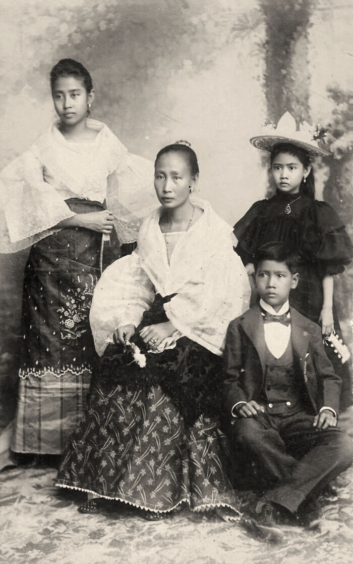The Philippines In The 1890s: A World Of Stunning Contrasts (29 Pics)