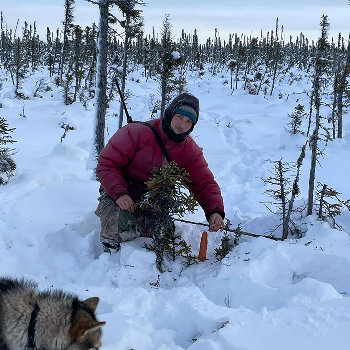 &#8220;Lone Hiking Is Such A Bad Idea&#8221;: 29YO Vanishes On Dream Hiking Trip, Police Find Belongings, Dog