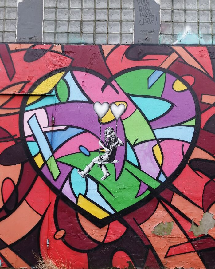This Artist Creates Graffiti That Interacts With Its Surroundings (50 New Pics)