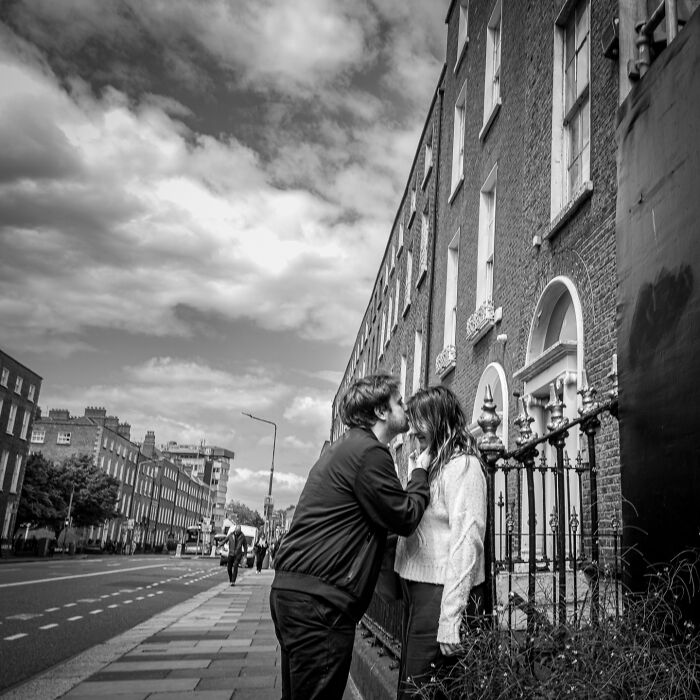 50 Powerful Images That Turn Everyday Life Into Visual Stories By This Photographer