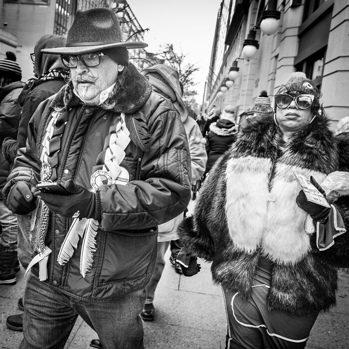 50 Powerful Images That Turn Everyday Life Into Visual Stories By This Photographer