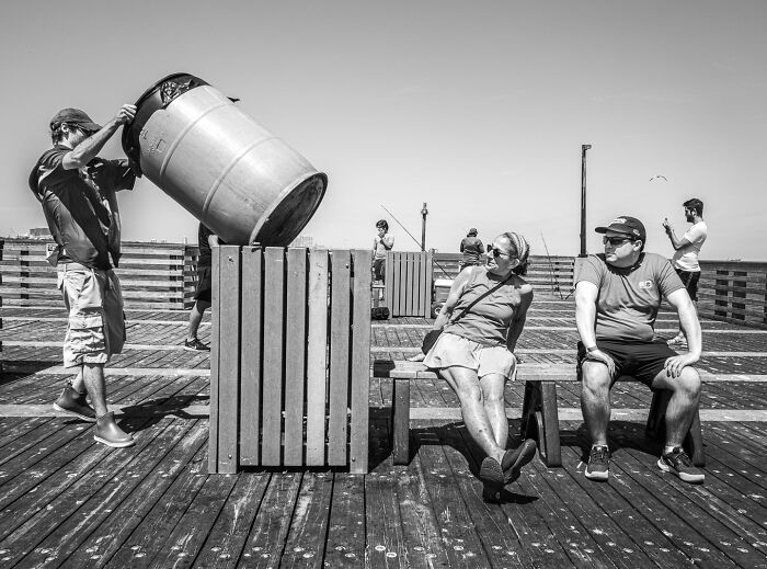 50 Powerful Images That Turn Everyday Life Into Visual Stories By This Photographer
