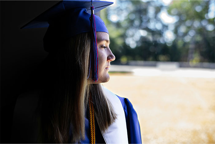 Graduate Shares Exciting News With Parents, Their Reaction Leaves Her Heartbroken