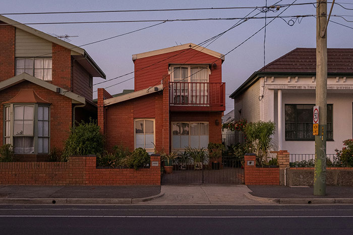 Woman Finds Out Why Jerk Neighbor Keeps Using Her Driveway And Realizes She Needs To Take Action