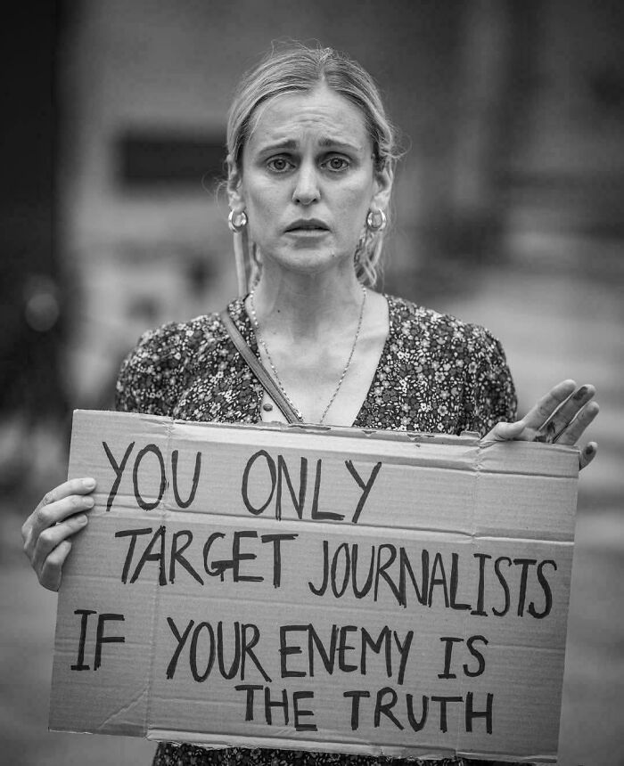 These 50 Pics Show How Dystopic Our Society Already Is, And It&#8217;s Terrifying (New Pics)