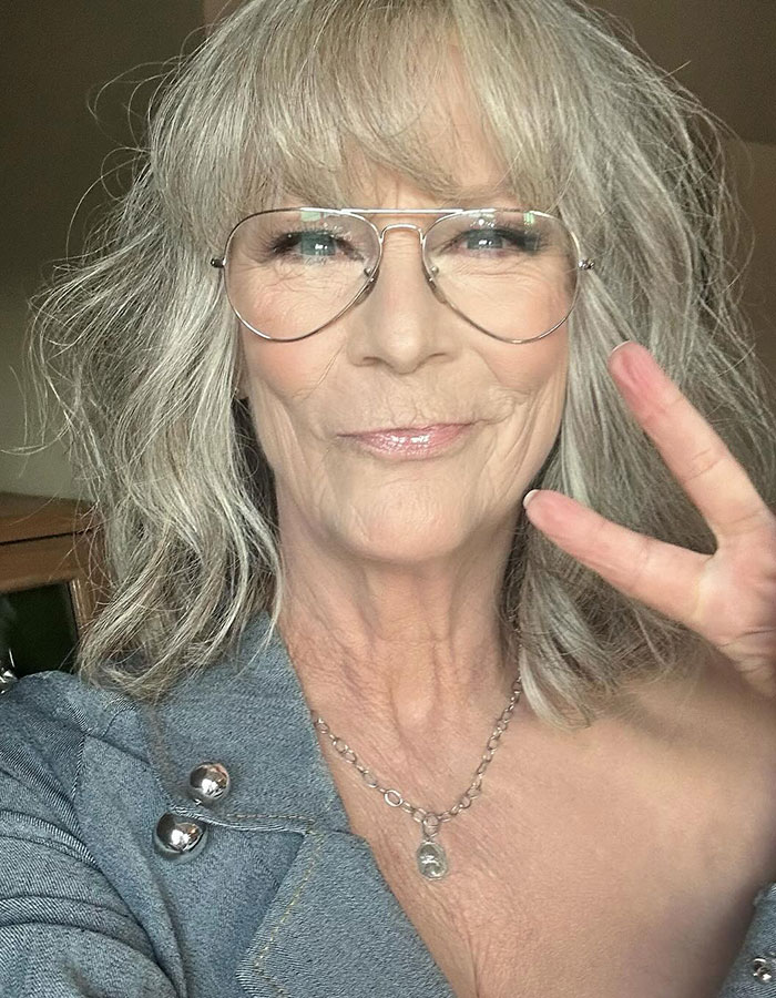 Jamie Lee Curtis Hilariously Reacts To Social Media Meltdown Over Her Cleavage Picture