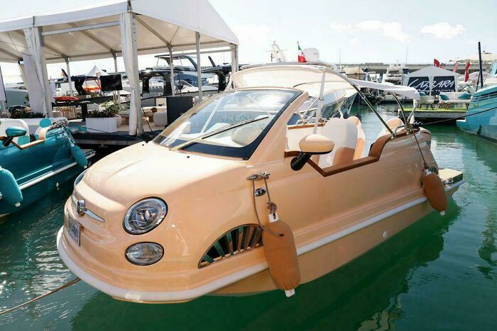 94 Of The Funniest Examples Of Awful Taste But Great Execution (New Pics)