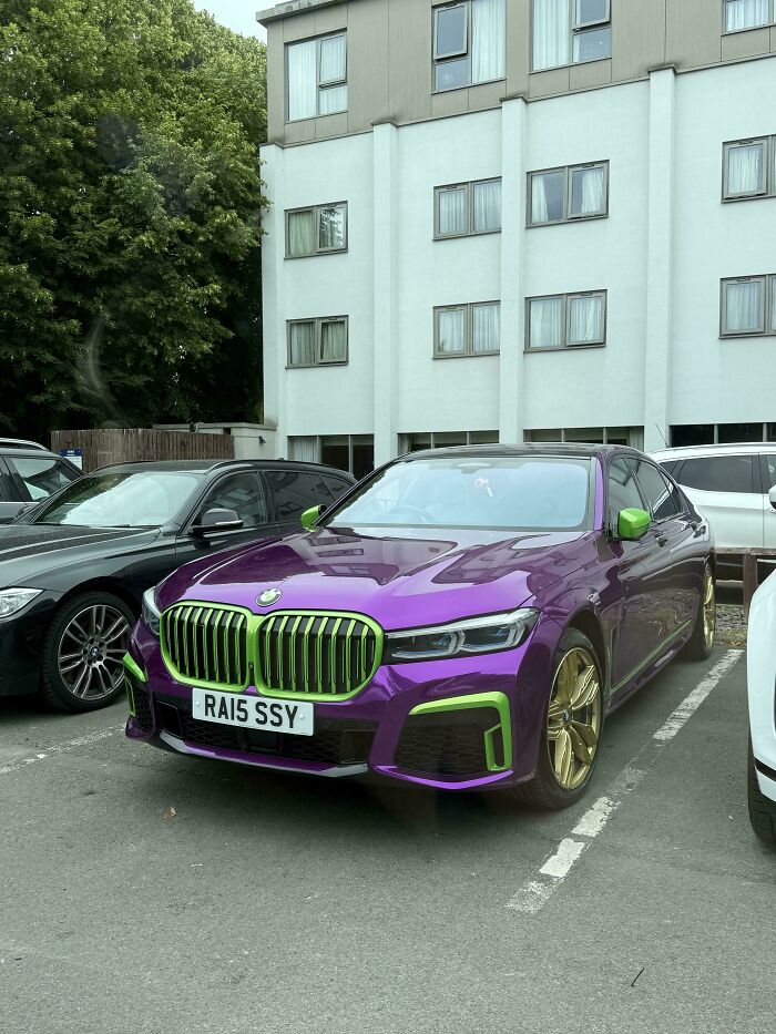 94 Of The Funniest Examples Of Awful Taste But Great Execution (New Pics)