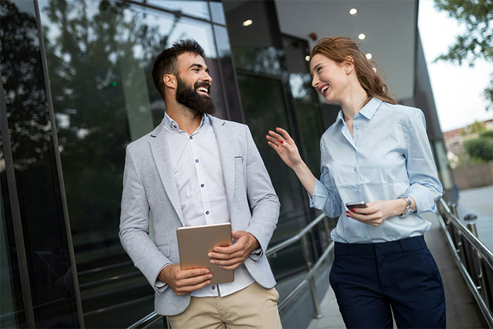 60 Social Cheat Codes People Discovered By Quietly Observing Others