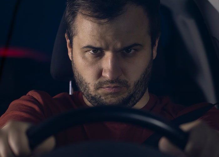 82 Truck Drivers Share Terrifying Road Encounters They Still Have Nightmares About