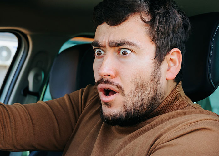 82 Truck Drivers Share Terrifying Road Encounters They Still Have Nightmares About