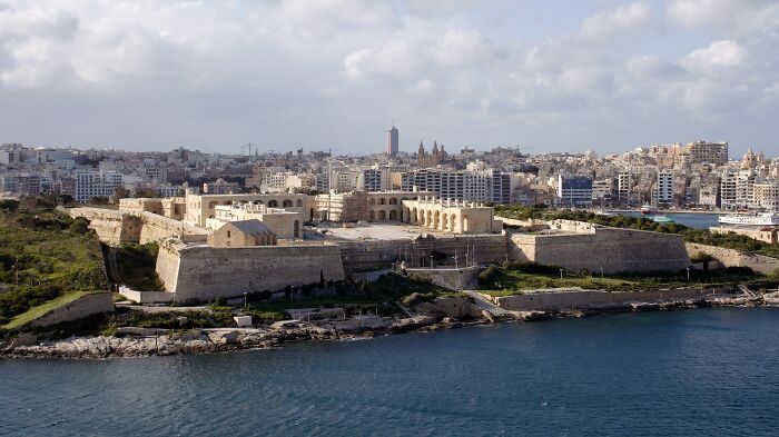 25 Historic Buildings That Were Nearly Lost Forever But Saved