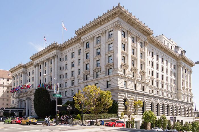 25 Historic Buildings That Were Nearly Lost Forever But Saved