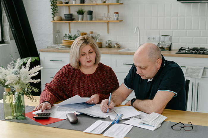Elderly Parents Expect Daughter To Support After They Squandered Savings On Dumb Business Schemes