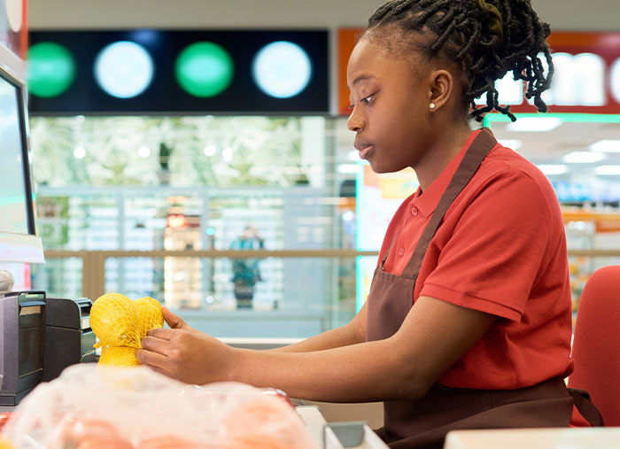 75 Wild Times Walmart Employees Went To Work And Left Thinking “I Don’t Get Paid Enough For This”