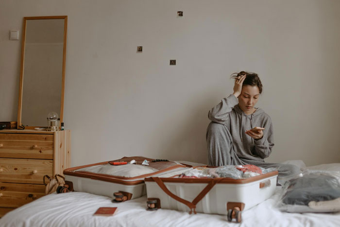 Relative Overhears Family Is Planning To Dump Their Kids On Her, Cancels Flights And Hotels ASAP