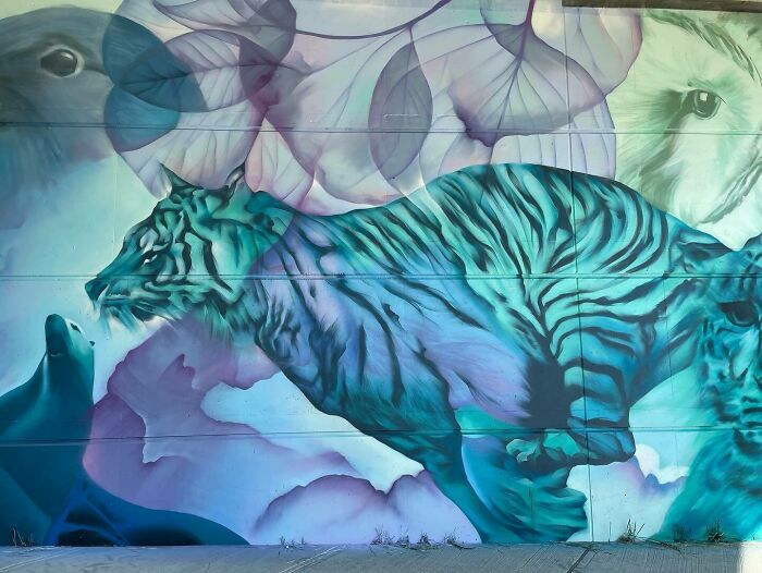 40 Powerful Murals By Alexander “Vizsla” Bacon That Merge Graffiti Culture With Fine Art