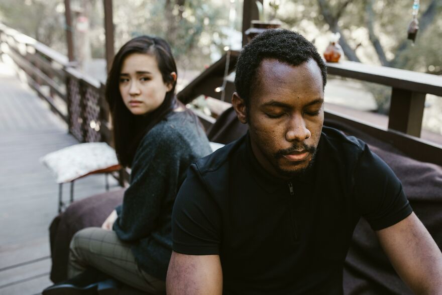 8 Unsettling Signs “Soul Ties” Still Grip You
