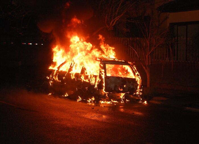 64 True Stories Of People Surviving Crazy Situations