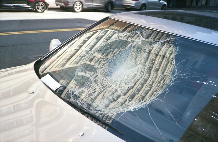 64 True Stories Of People Surviving Crazy Situations