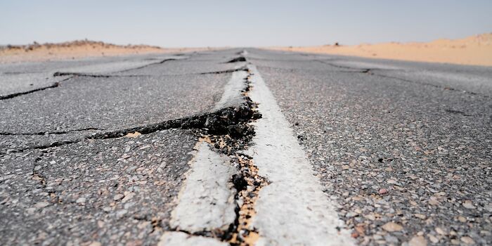 64 True Stories Of People Surviving Crazy Situations