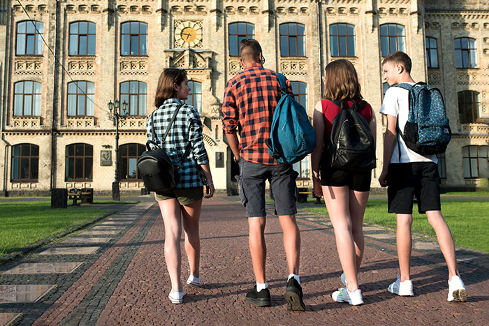 41 Hilariously Bad Lies Students Put On College Applications Just To Get In, But Still Failed