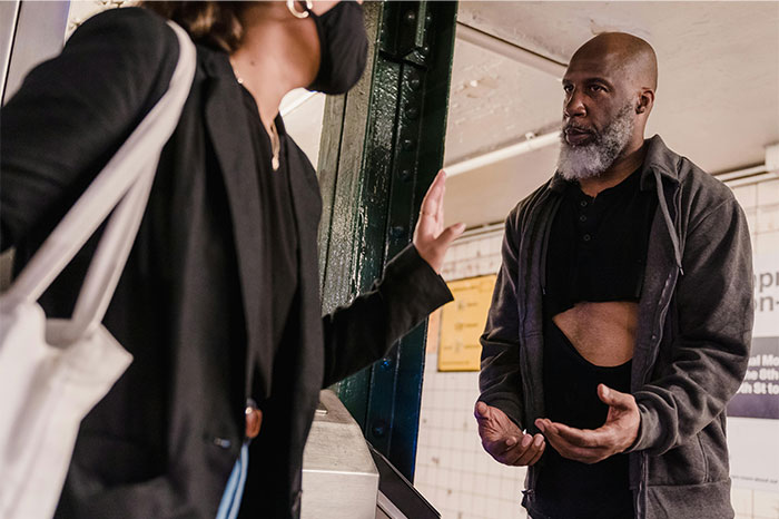 82 Of The Most Useful Tips And Tricks From People That Are &#8220;Street Smart&#8221;