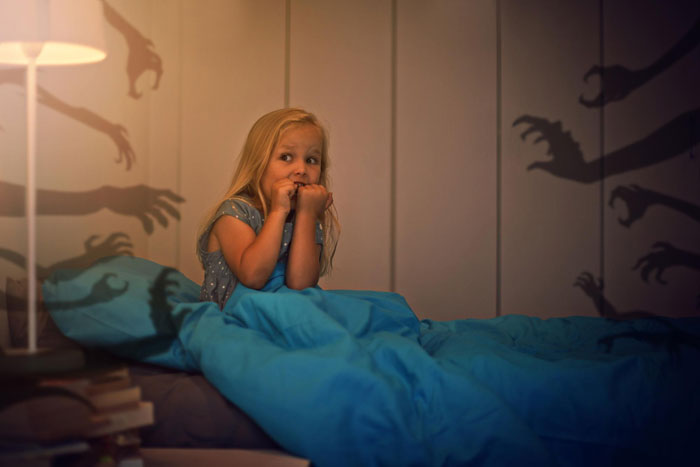 Teen Gets 5YO Niece As Roommate Against Her Will, Removes Ladder To Escape Nighttime Cuddles