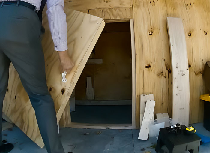Woman Reveals Eerie Details About Being Held Captive In Soundproof Bunker By Stalker Of 13 Years