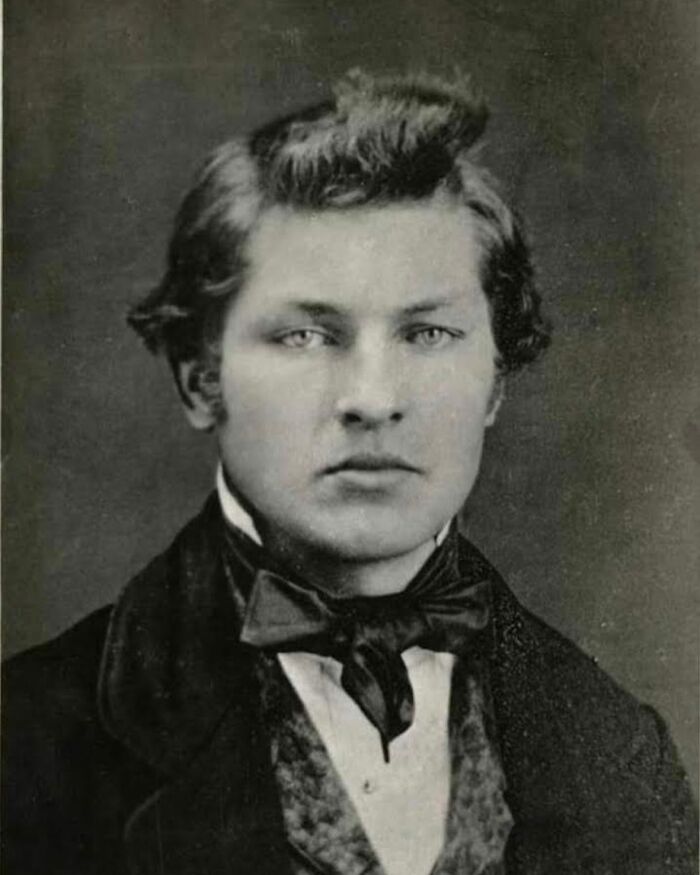 45 Pics Of The Most Handsome Victorian Men That Might Live Rent-Free In Your Hearts