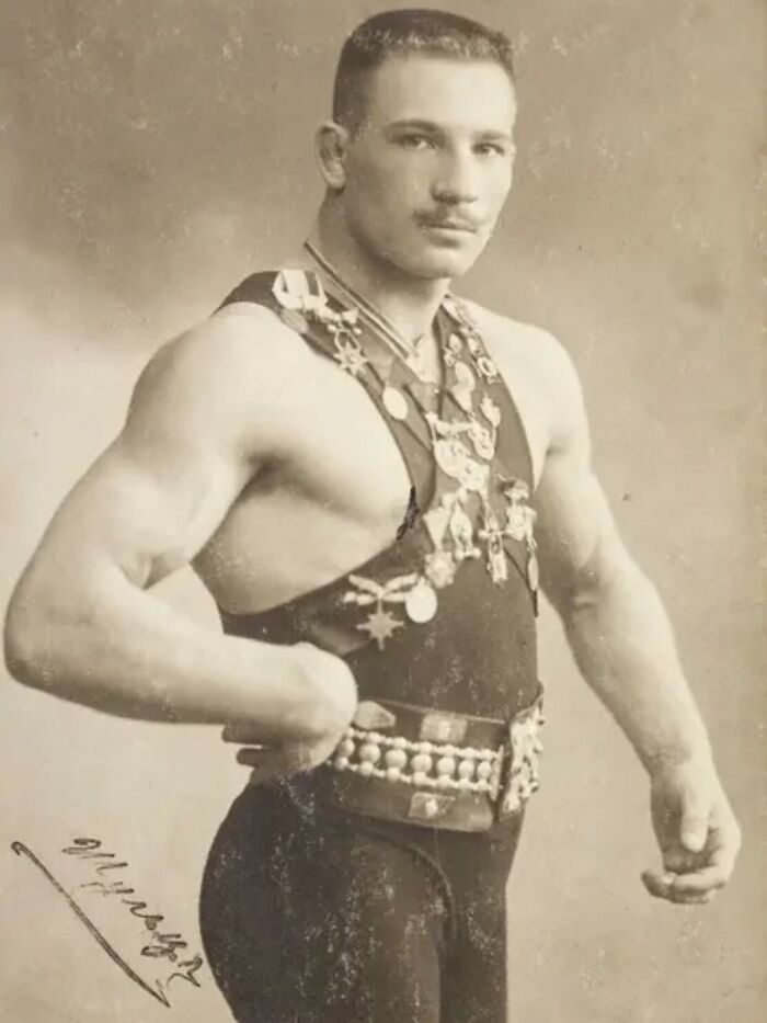 45 Pics Of The Most Handsome Victorian Men That Might Live Rent-Free In Your Hearts