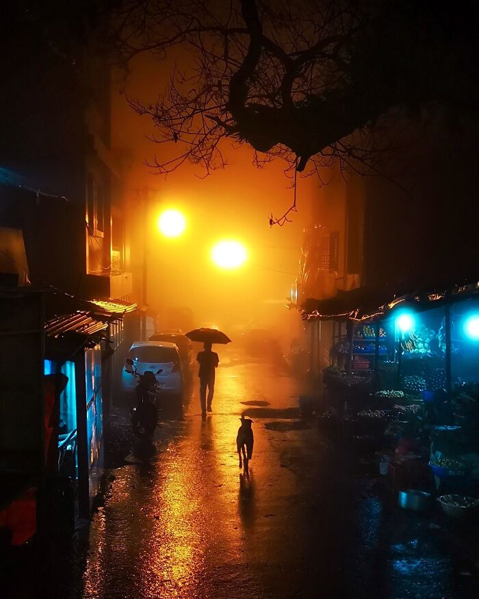 65 Dynamic Street Photography Shots Capturing India’s Heartbeat By Sammya Brata Mullick