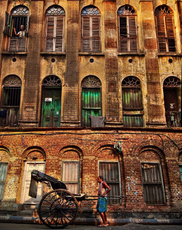 65 Dynamic Street Photography Shots Capturing India’s Heartbeat By Sammya Brata Mullick