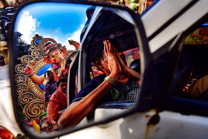 65 Dynamic Street Photography Shots Capturing India’s Heartbeat By Sammya Brata Mullick